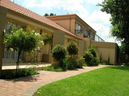 Elizabeth Lodge Boksburg Exterior photo